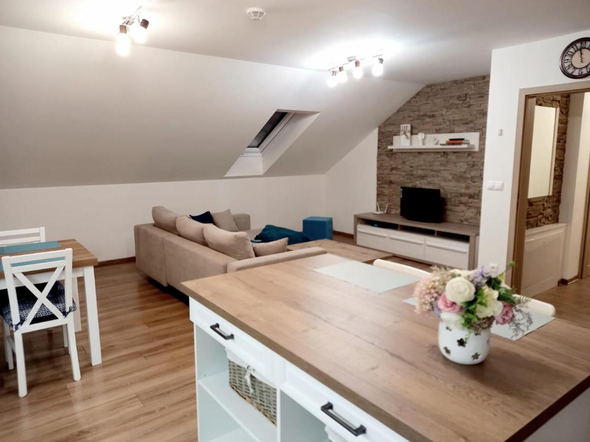 Apartman Pod Sivym Vrchom Bölényfalu Kültér fotó